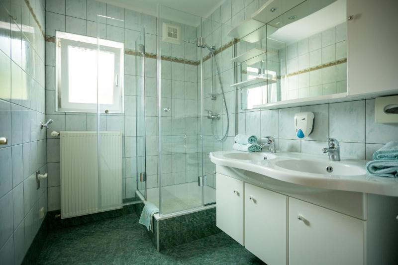 Appartements Caroline Ossiach Luaran gambar