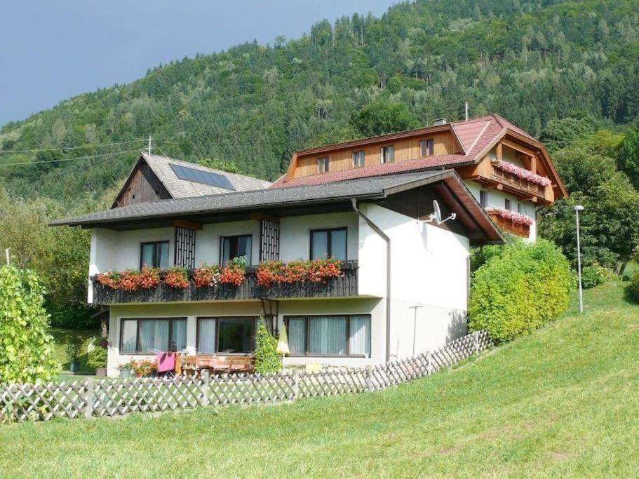 Appartements Caroline Ossiach Luaran gambar